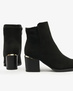 Royalfashion Czarne botki damskie na niskim słupku Traestra