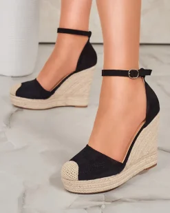 Royalfashion Czarne damskie sandały na koturnie Meylasi