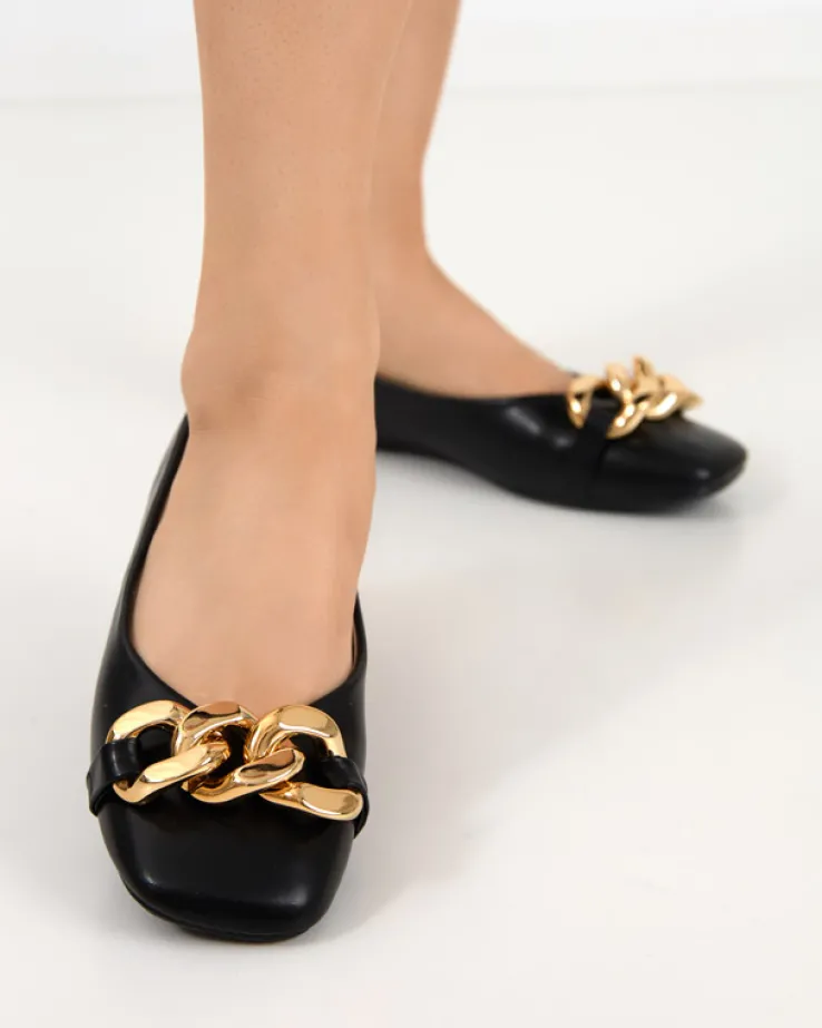 Royalfashion Czarne damskie eko-skórzane balerinki ze złotą ozdobą Gassi