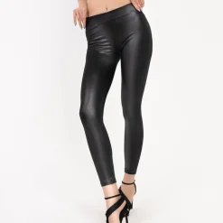 Royalfashion Czarne damskie eko-skórzane tregginsy