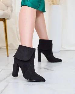 Royalfashion Czarne damskie botki na słupku Reirasa