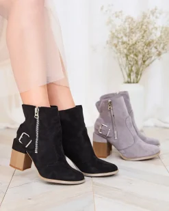 Royalfashion Czarne eko zamszowe damskie botki na słupku Acimra