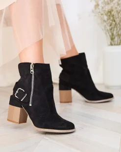 Royalfashion Czarne eko zamszowe damskie botki na słupku Acimra