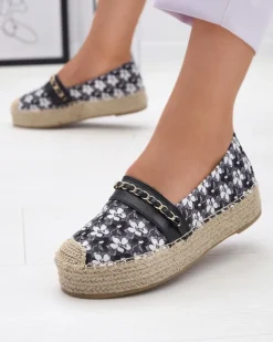Royalfashion Czarne espadryle w kwiaty Azzaxi