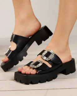 Royalfashion Czarne klapki damskie z ozdobą z cyrkonii Sadoh