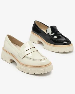 Royalfashion Czarne lakierowane mokasyny damskie Mewira