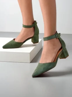 Royalfashion Czółenka damskie na niskim słupku Celle