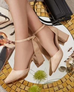 Royalfashion Czółenka damskie na słupku Lilolla