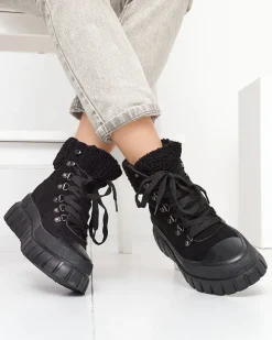 Royalfashion Damskie czarne eko-zamszowe botki z kożuszkiem Vetic