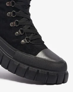 Royalfashion Damskie czarne eko-zamszowe botki z kożuszkiem Vetic