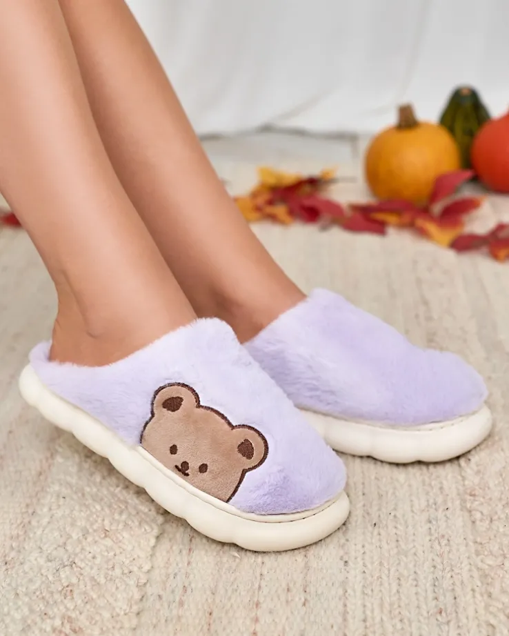 Royalfashion Damskie futrzane kapcie z misiem w kolorze fioletowym Fetemes