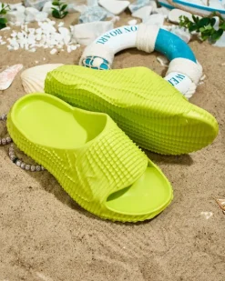 Royalfashion Damskie gumowe klapki Aroria