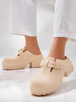 Royalfashion Damskie gumowe klapki na obcasie Voxones