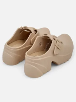 Royalfashion Damskie gumowe klapki na obcasie Voxones