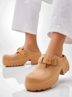 Royalfashion Damskie gumowe klapki na obcasie Voxones