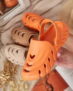 Royalfashion Damskie gumowe klapki Dappis