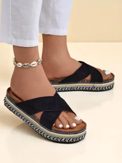 Royalfashion Damskie klapki na płaskiej podeszwie Solea Deco