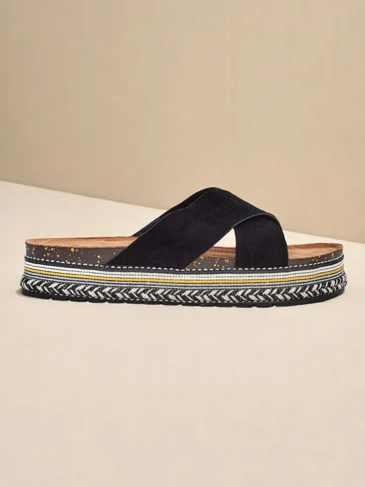 Royalfashion Damskie klapki na płaskiej podeszwie Solea Deco