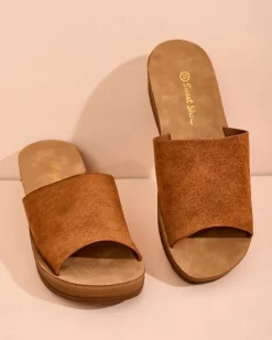 Royalfashion Damskie klapki na niskim koturnie Saffil