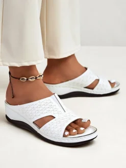 Royalfashion Damskie klapki na grubszej podeszwie Nova Step