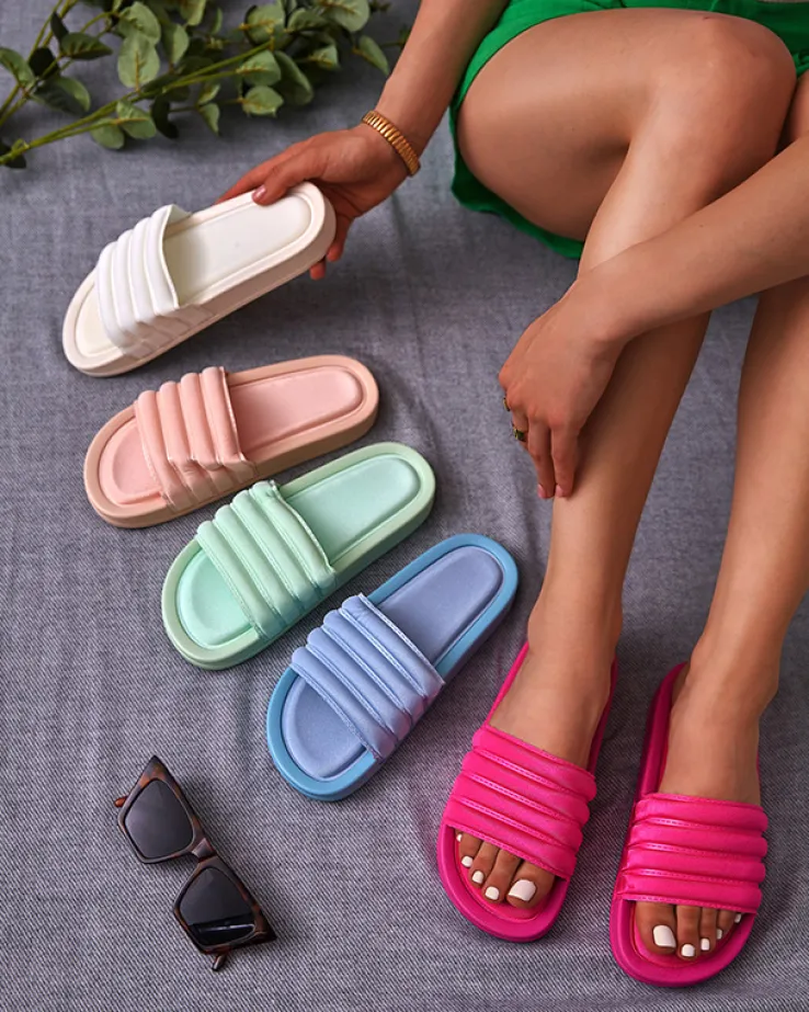 Royalfashion Damskie klapki w paski w niebieskim kolorze Lenira