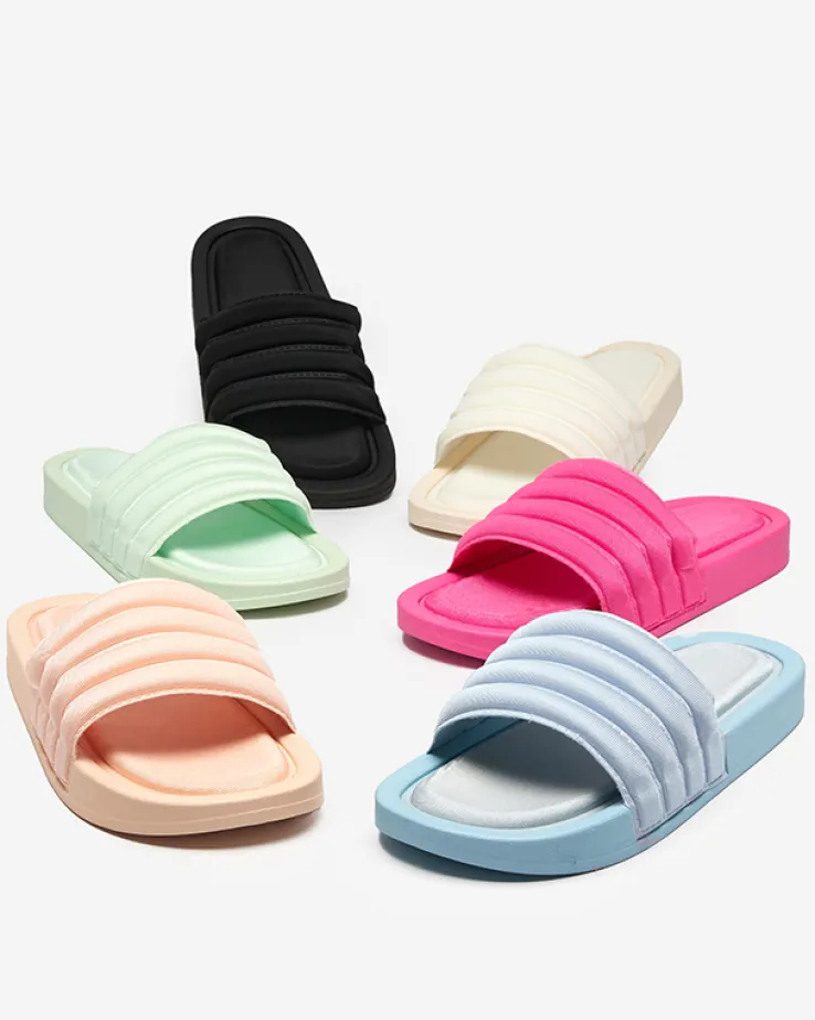 Royalfashion Damskie klapki w paski w niebieskim kolorze Lenira