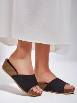 Royalfashion Damskie klapki na niskim koturnie Maderas