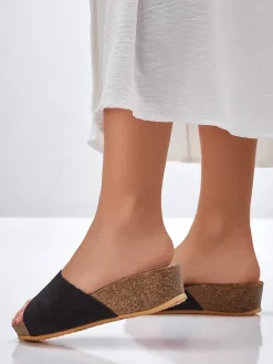 Royalfashion Damskie klapki na niskim koturnie Maderas