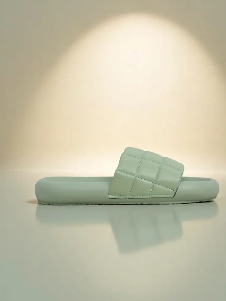 Royalfashion Damskie klapki na płaskiej podeszwie Quilt Walk