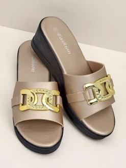 Royalfashion Damskie klapki na koturnie Nolia