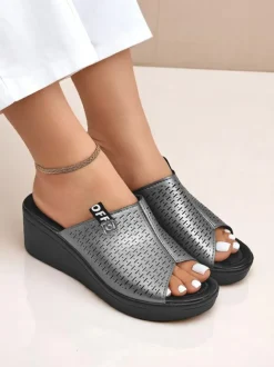 Royalfashion Damskie klapki na koturnie Luna Wedge