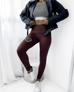 Royalfashion Damskie legginsy w kolorze brązowym z serduszkiem