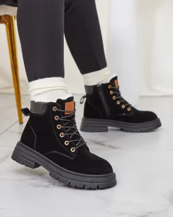 Royalfashion Damskie ocieplane botki typu trapery w kolorze czarnym Radoras