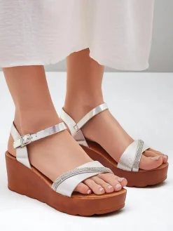 Royalfashion Damskie sandały na koturnie z cyrkoniami i brokatem Aurora Glow