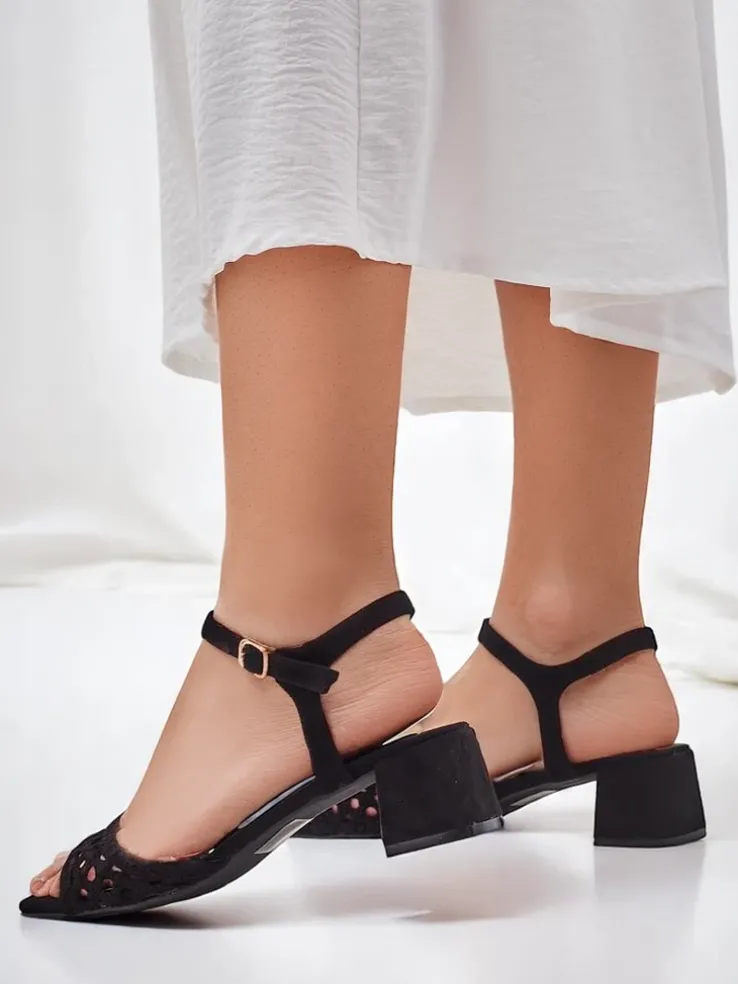 Royalfashion Damskie sandały ażurowe Azopi