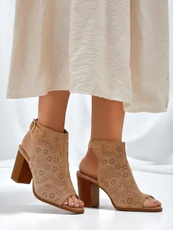 Royalfashion Damskie sandały na słupku ażurowe Abetle