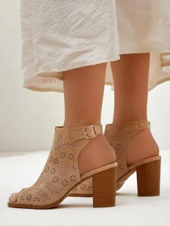 Royalfashion Damskie sandały na słupku ażurowe Abetle