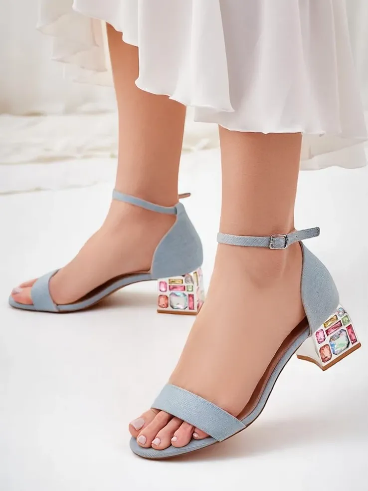 Royalfashion Damskie sandały z ozdobnym obcasem Ballou