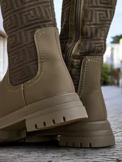 Royalfashion Damskie wsuwane kozaki Bezzonu