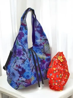 Royalfashion Duża torba materiałowa w kwiaty z kosmetyczką i zapięciem na magnes