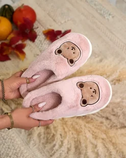 Royalfashion Fioletowo - różowe damskie futrzane kapcie z misiem Hettres