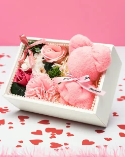 Royalfashion Flowerbox Kwiaty w pudełku z misiem