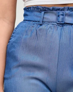 Royalfashion Granatowe damskie krótkie spodenki a'la jeans z paskiem