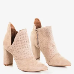 Royalfashion Jasnobrązowe botki damskie na wyższym słupku z wycięciem Fimoli