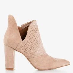 Royalfashion Jasnobrązowe botki damskie na wyższym słupku z wycięciem Fimoli