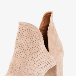 Royalfashion Jasnobrązowe botki damskie na wyższym słupku z wycięciem Fimoli