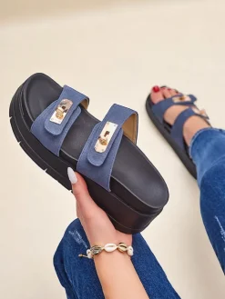 Royalfashion Klapki damskie na platformie z klamerkami Dalia