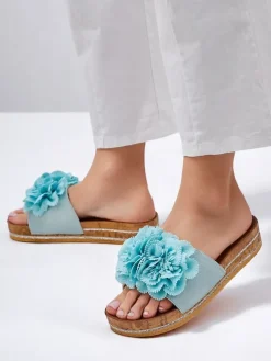 Royalfashion Klapki damskie z kwiatuszkami Focce