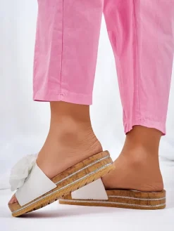 Royalfashion Klapki damskie z kwiatuszkami Focce