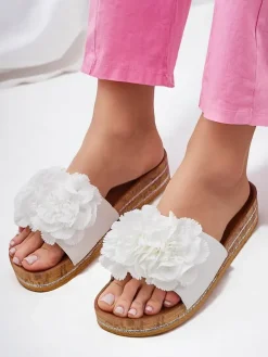 Royalfashion Klapki damskie z kwiatuszkami Focce